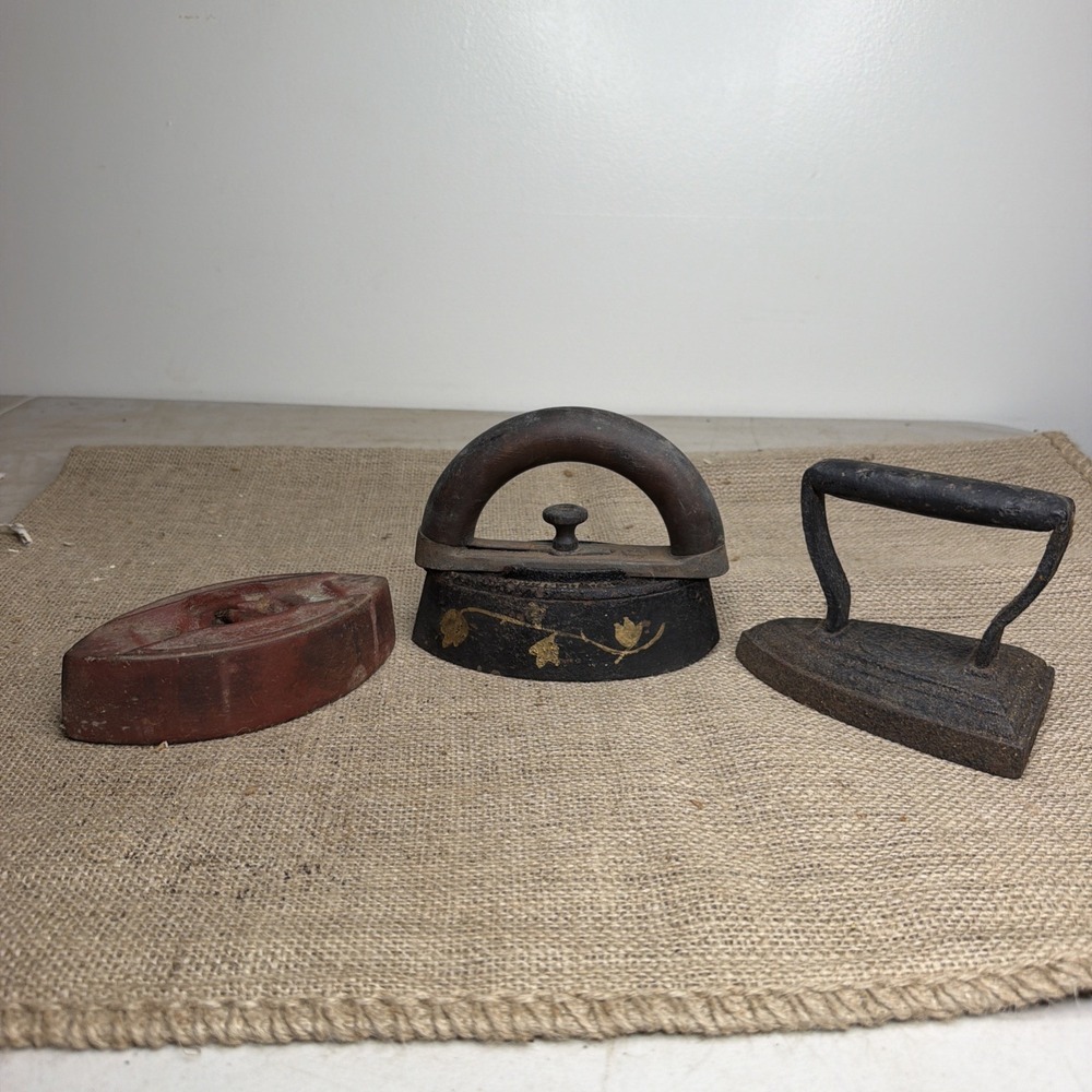 3 Vintage flat iron And Presses Farmhouse Decor doorstop Sad Iron